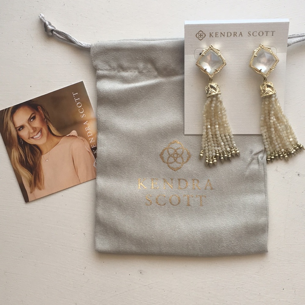 Kendra Scott Misha ivory mother of pearl earrings